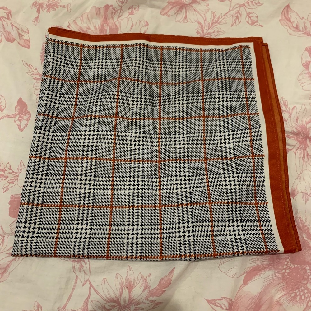NWOT A New Day Scarf